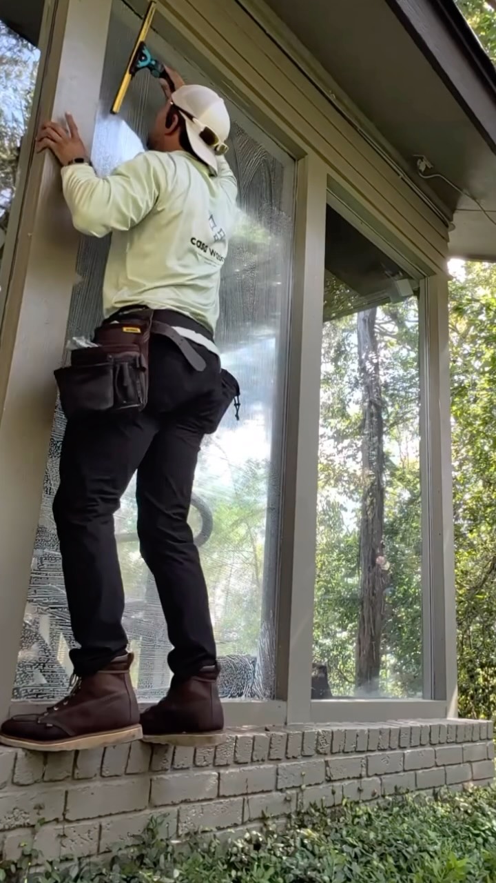 Our favorite thing to do: make your windows clear again 🫡 

Pre-Listing necessity
Recommend cleaning windows 2x-4x annually
Discounts for bundled services

Serving Westlake, Lakeway, Bee Cave, Spanish Oaks, Steiner, Round Rock, Cedar Park, Northwest Hills, Rollingwood, Tarrytown Pemberton Heights, Clarksville and Mueller 

#satisfying #clean #asmr #windowcleaning #austinrealtor