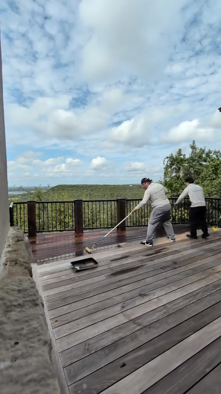 Your deck needs @casawasha 

DM to book.

#deckrestoration #laketravis #realestate #lakeviews #morelandproperties