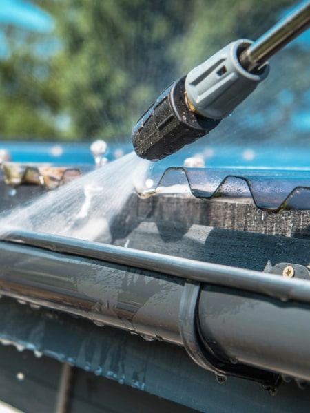 Gutter Cleaning Service near me6