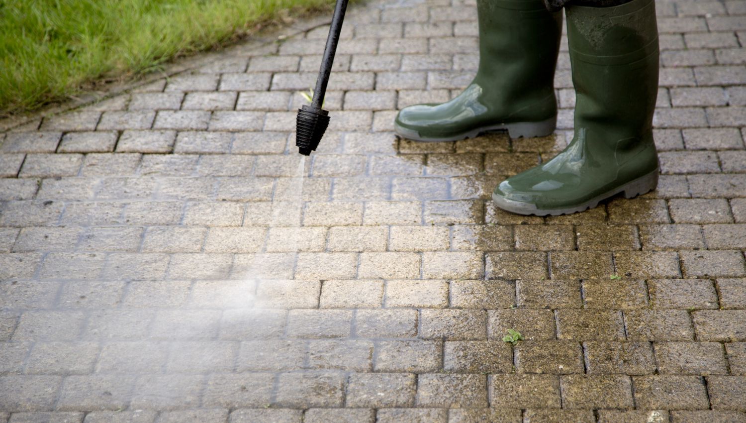 Pressure Washing And Roof Cleaning Austin TX Post Paver