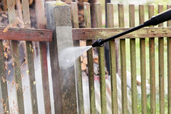 Deck Cleaning Services 4